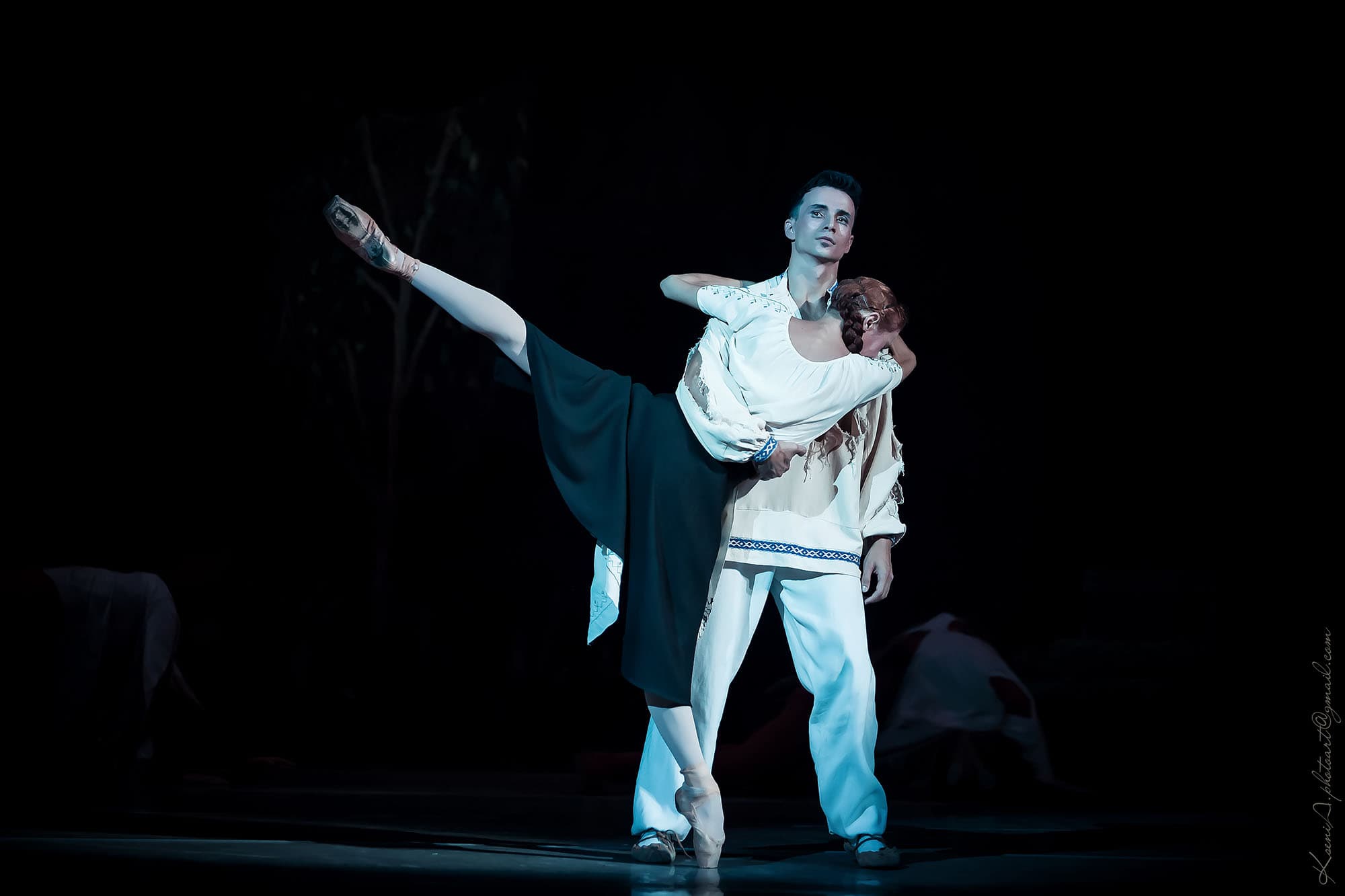 The Forest Song A fragment from a ballet. Lukash - Oleksandr Stoianov and Kylyna - Hanna Dorosh.